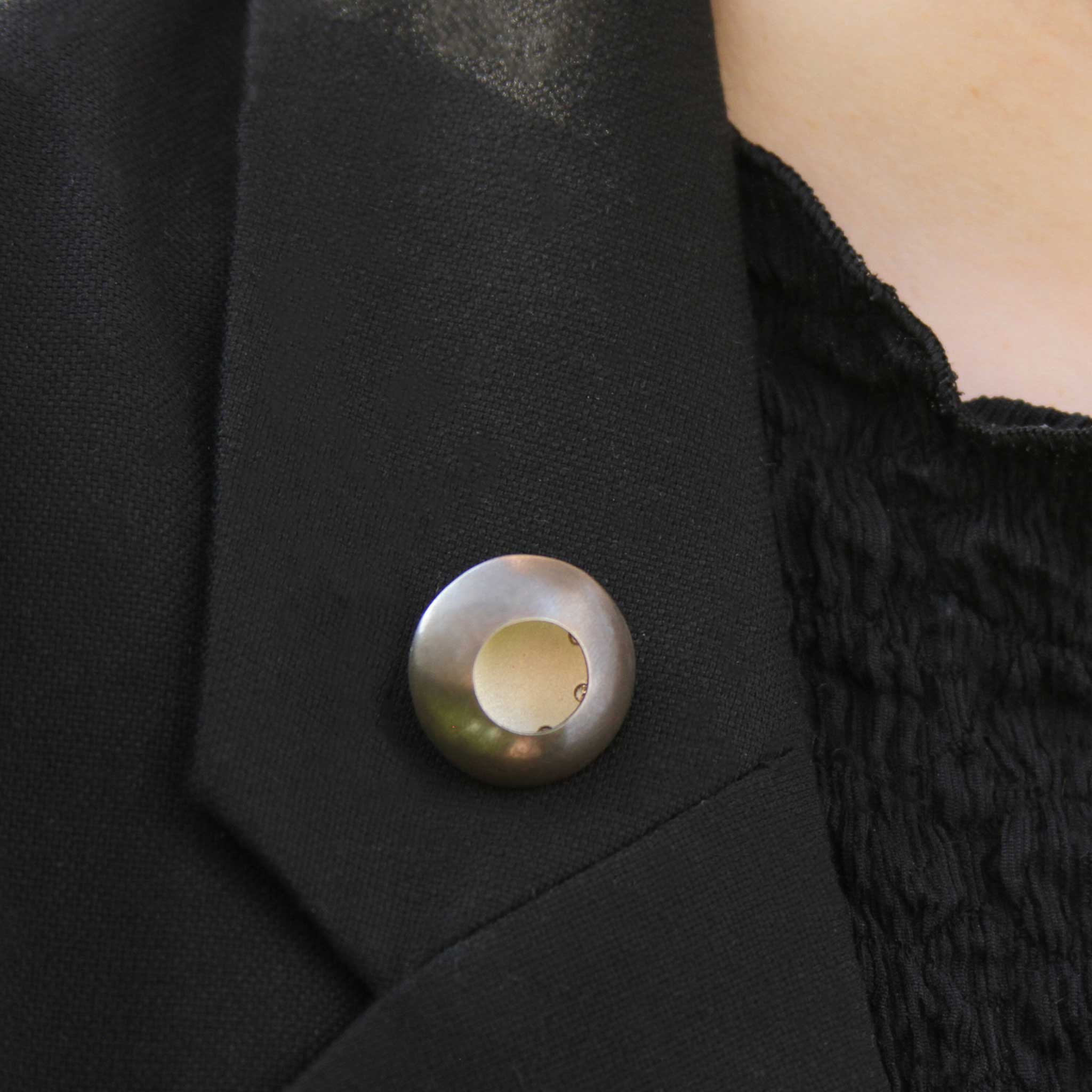 H.n9 Spherical Silver Pin with Cubic Zirconias